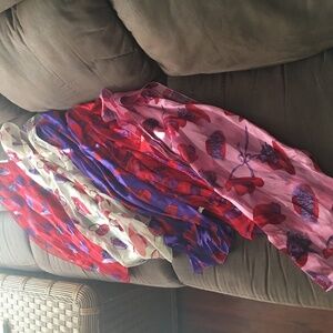 Red Hat Society scarves bundle of 5
